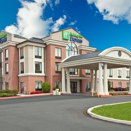 Holiday Inn Express And Suites Quakertown - Allentown Area By Ihg Екстериор снимка