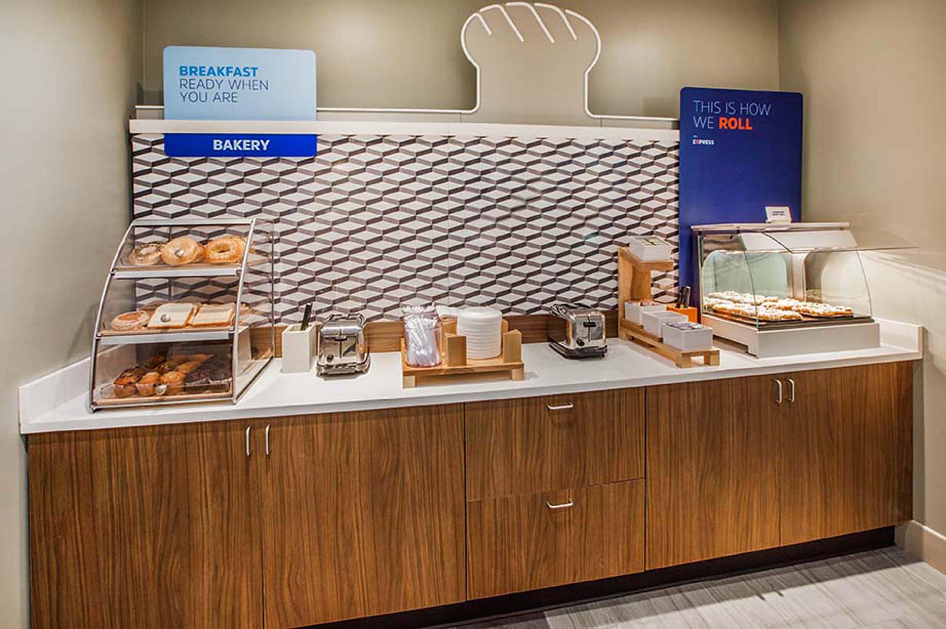 Holiday Inn Express And Suites Quakertown - Allentown Area By Ihg Екстериор снимка