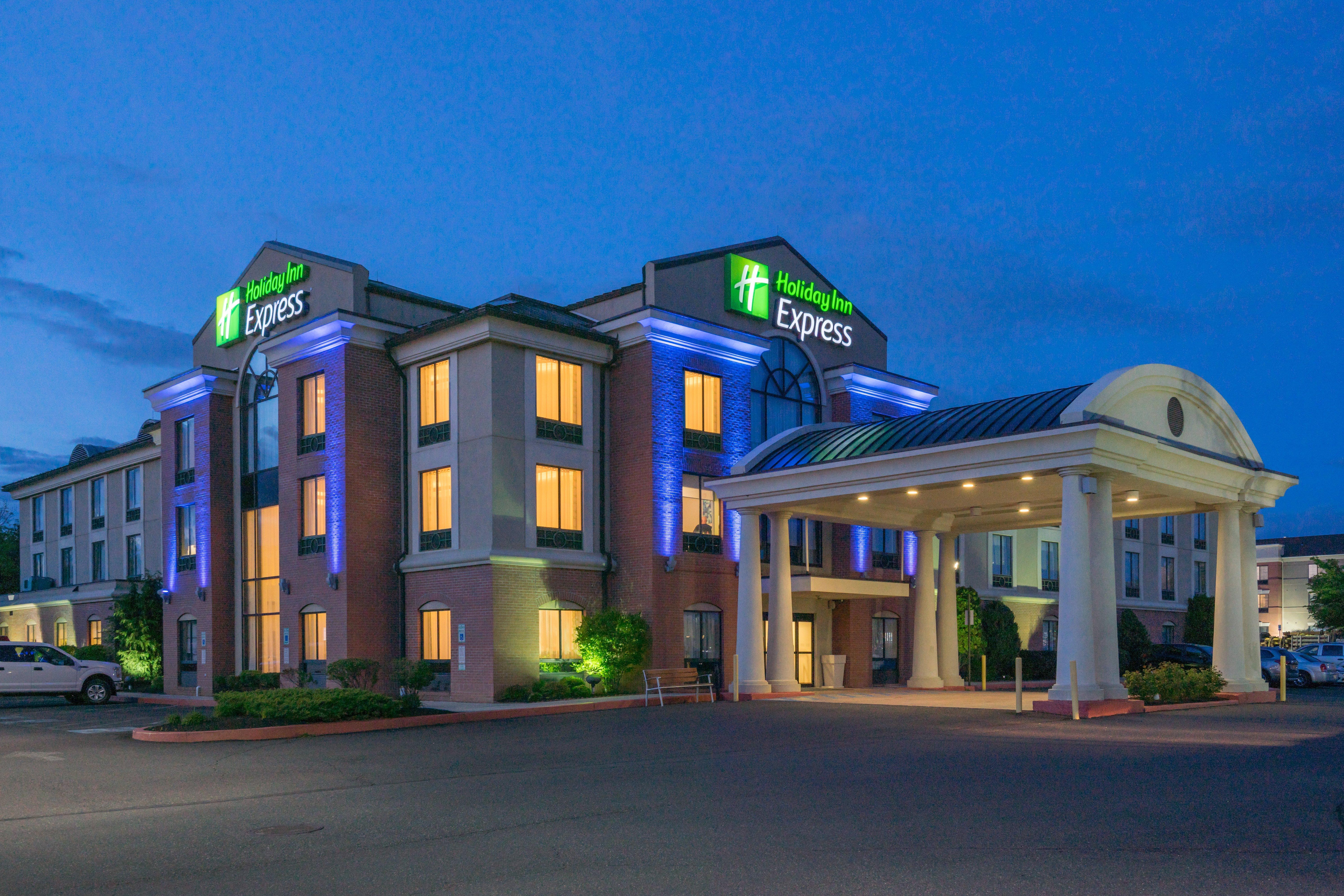 Holiday Inn Express And Suites Quakertown - Allentown Area By Ihg Екстериор снимка